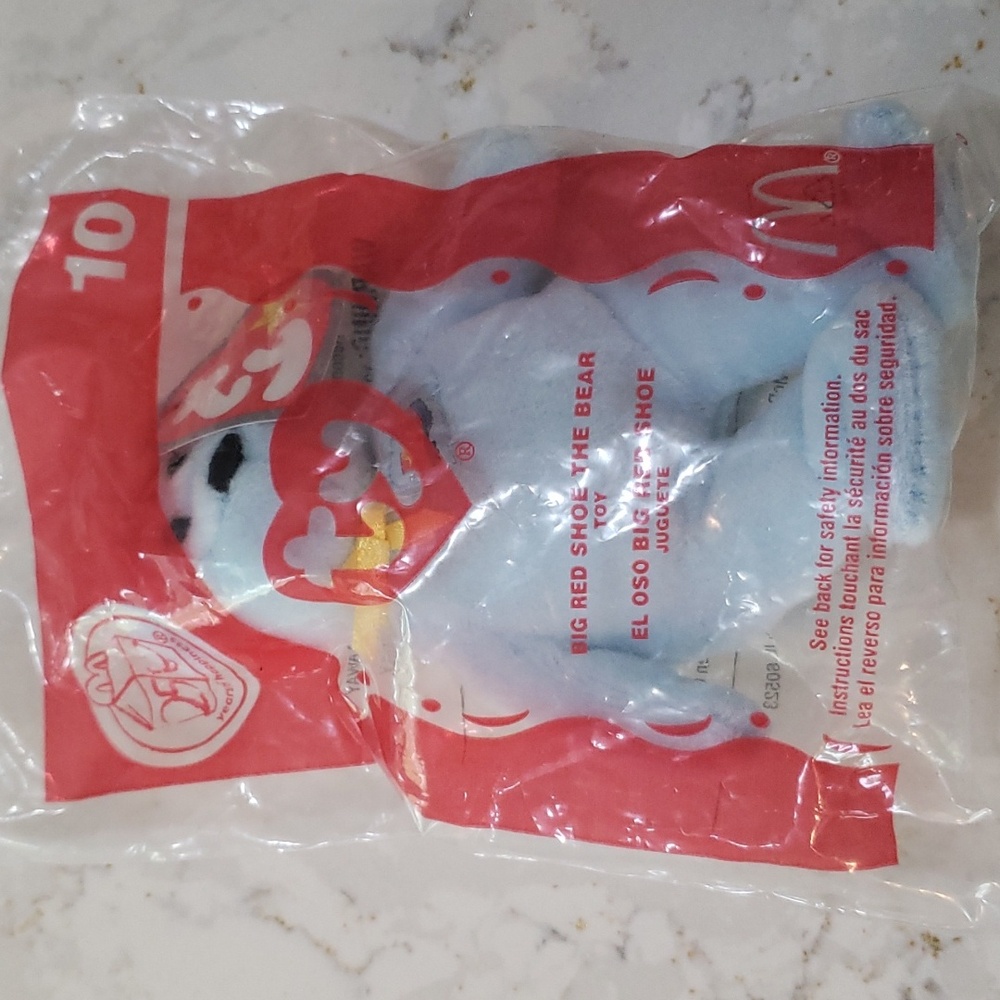 2004 McDonald's Ty Beanie Babies Big Red Shoe the Bear